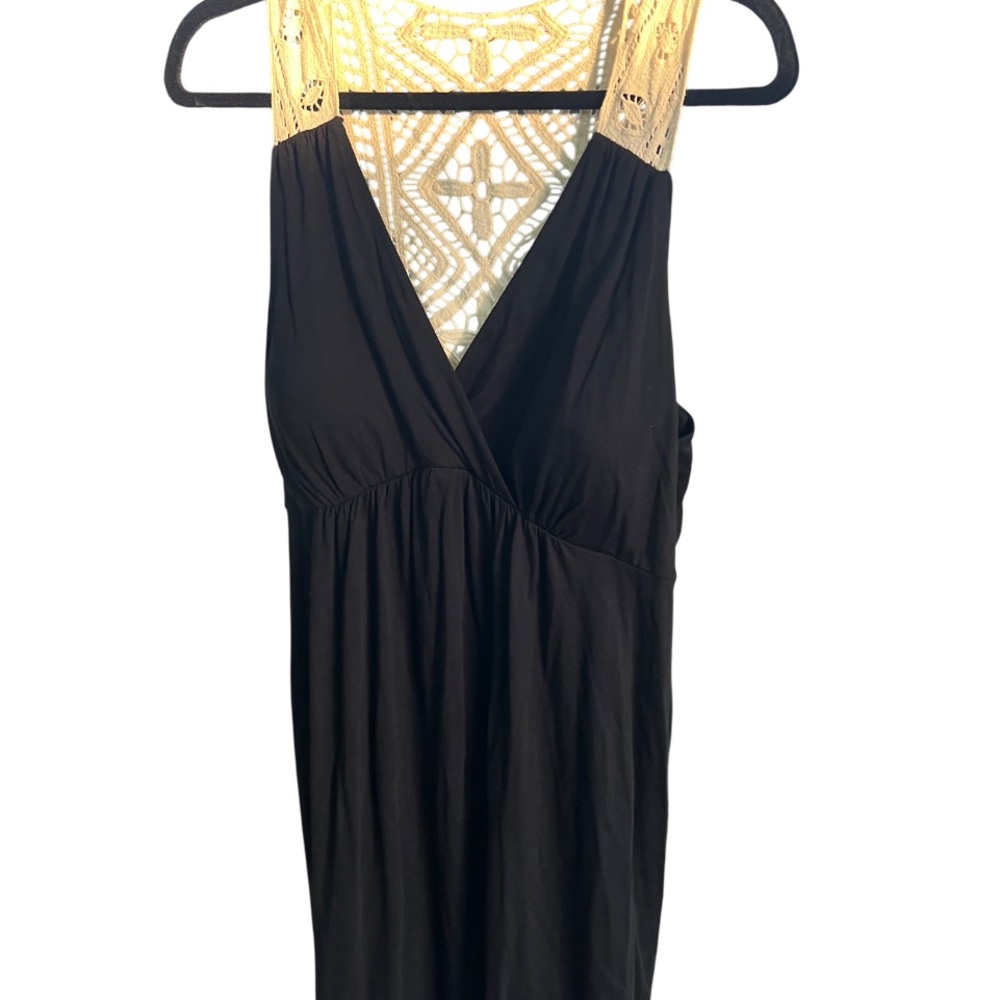 Black Sleeveless Dress with Crocheted Detail